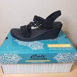 Skechers Women's 9 Rumble On Sassier Days Sandal Black Woven Comfort Wedge NWT